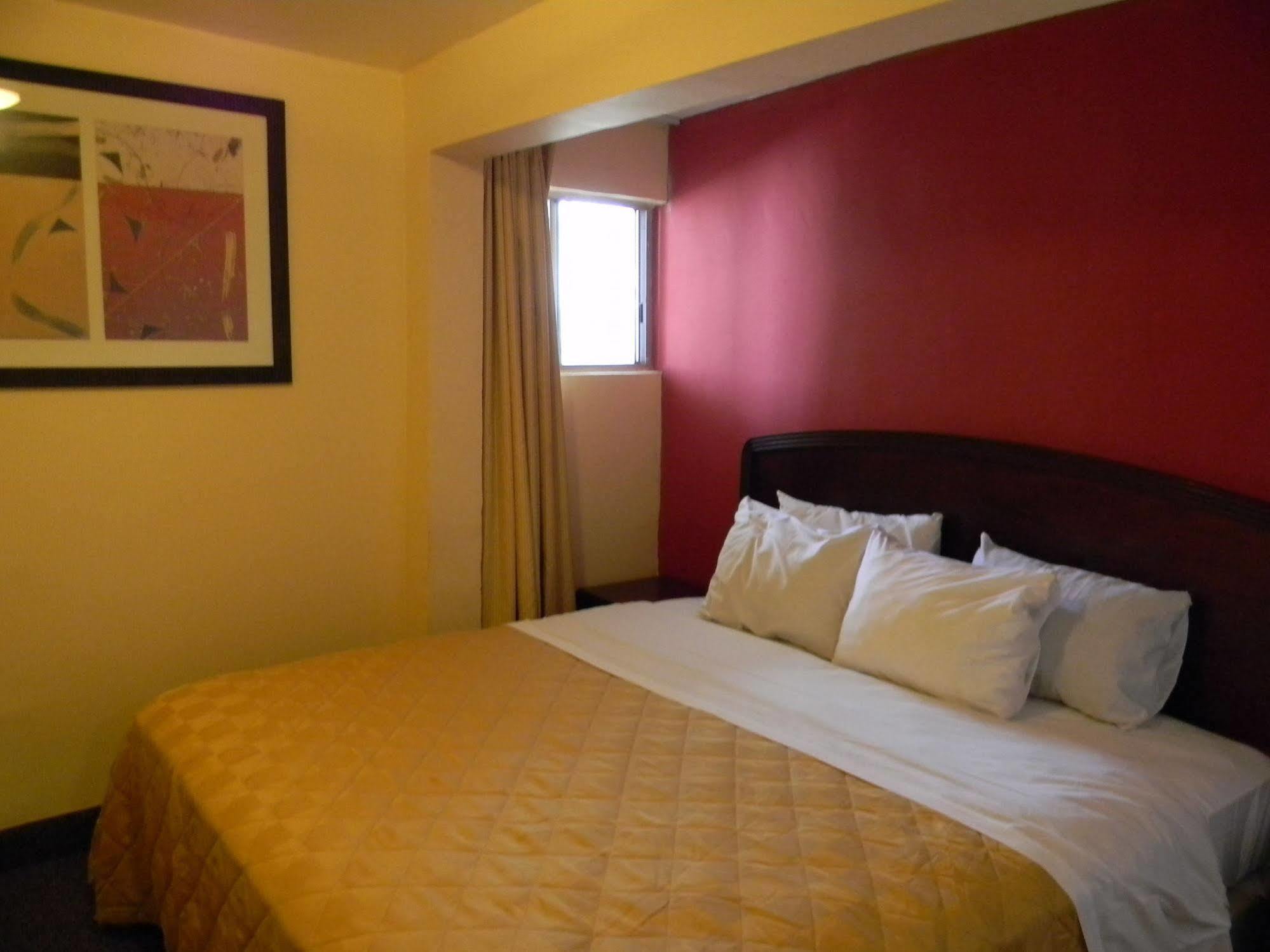 Hotel Plaza Hermosa Tijuana Bagian luar foto